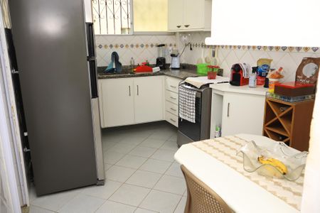 Apartamento para alugar com 97m², 2 quartos e 1 vagaCozinha