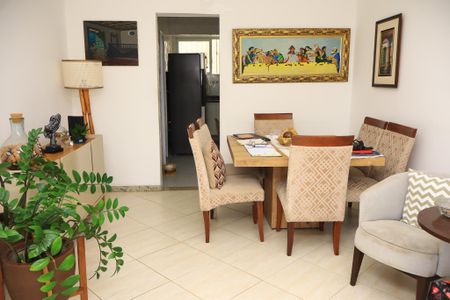 Apartamento para alugar com 97m², 2 quartos e 1 vagaSala