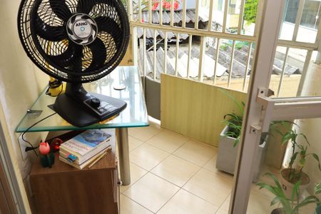 Apartamento para alugar com 97m², 2 quartos e 1 vagavaranda do quarto 1