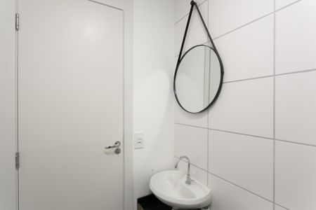 Apartamento à venda com 45m², 2 quartos e 1 vaga Apartamento à venda com 45m², 2 quartos e 1 vagaBanheiro