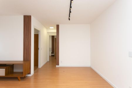 Apartamento à venda com 45m², 2 quartos e 1 vaga Apartamento à venda com 45m², 2 quartos e 1 vagaSala