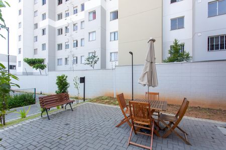 Apartamento à venda com 45m², 2 quartos e 1 vaga Apartamento à venda com 45m², 2 quartos e 1 vagaÁrea comum - Churrasqueira