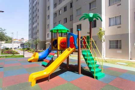 Apartamento à venda com 45m², 2 quartos e 1 vaga Apartamento à venda com 45m², 2 quartos e 1 vagaÁrea comum - Playground