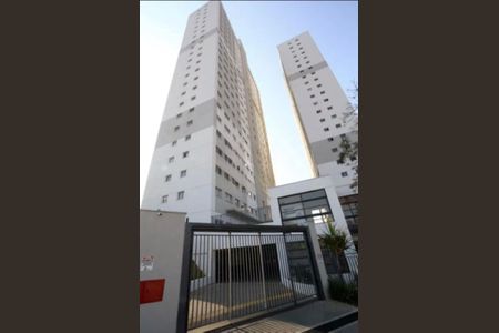 Apartamento para alugar com 38m², 2 quartos e 1 vaga Apartamento para alugar com 38m², 2 quartos e 1 vagaFachada