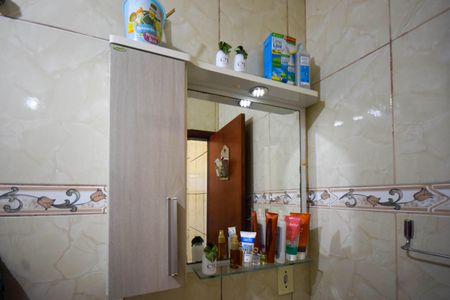 Apartamento para alugar com 69m², 2 quartos e sem vagaBanheiro