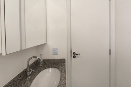 Apartamento para alugar com 44m², 2 quartos e 1 vaga Apartamento para alugar com 44m², 2 quartos e 1 vagaBanheiro