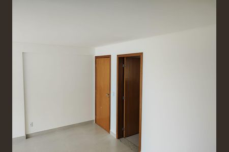 Sala de apartamento para alugar com 3 quartos, 83m² em Jardim Atlatico, Goiânia