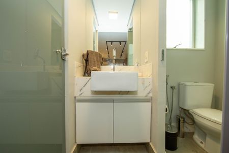 Apartamento à venda com 48m², 1 quarto e 1 vaga Apartamento à venda com 48m², 1 quarto e 1 vagaBANHEIRO