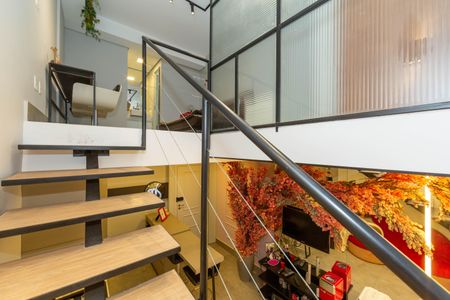 ESCADA de apartamento à venda com 1 quarto, 48m² em Cruzeiro, Belo Horizonte