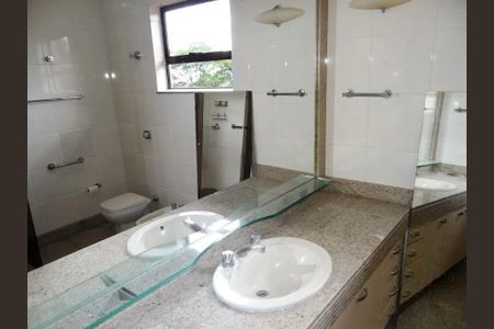 Casa para alugar com 464m², 7 quartos e 5 vagas