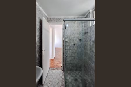 Banheiro de apartamento para alugar com 1 quarto, 50m² em Liberdade, São Paulo