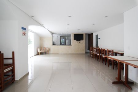 Apartamento para alugar com 37m², 1 quarto e sem vaga Apartamento para alugar com 37m², 1 quarto e sem vagaÁrea comum - Salão de festas