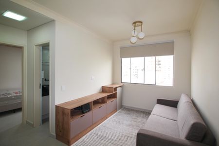 Sala de apartamento para alugar com 1 quarto, 37m² em Vila Uberabinha, São Paulo
