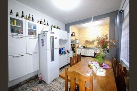 Casa à venda com 3 quartos, 170m² em Conjunto Residencial Butanta, São Paulo