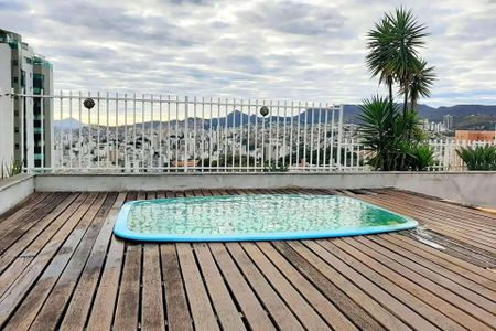 Apartamento à venda com 270m², 4 quartos e 5 vagas