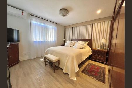 Apartamento à venda com 3 quartos, 325m² em Campo Belo, São Paulo