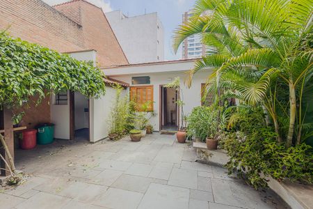 Apartamento à venda com 166m², 3 quartos e 2 vagasQuintal