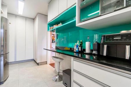 Apartamento à venda com 134m², 3 quartos e 2 vagas