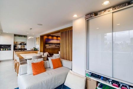 Apartamento à venda com 134m², 3 quartos e 2 vagas