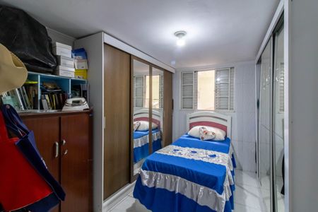 Casa à venda com 316m², 2 quartos e 2 vagas Casa à venda com 316m², 2 quartos e 2 vagasQuarto 2