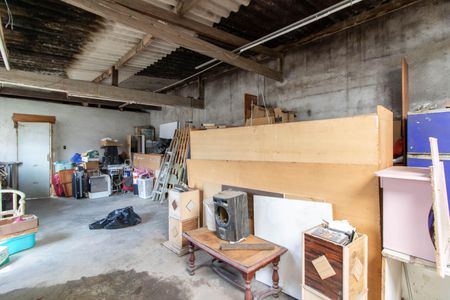 Casa à venda com 316m², 2 quartos e 2 vagas Casa à venda com 316m², 2 quartos e 2 vagasPavimento 3