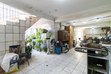 Casa à venda com 316m², 2 quartos e 2 vagas Casa à venda com 316m², 2 quartos e 2 vagasGaragem