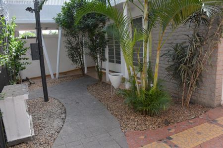 Casa para alugar com 285m², 4 quartos e 4 vagas