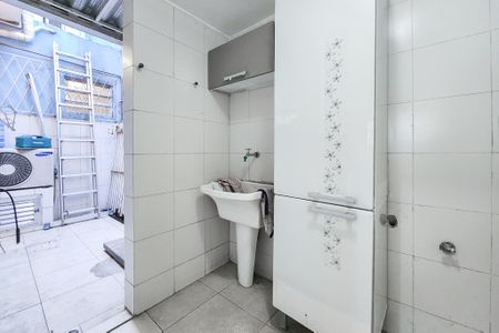 Casa à venda com 190m², 3 quartos e 1 vaga Casa à venda com 190m², 3 quartos e 1 vagaÁrea de Serviço