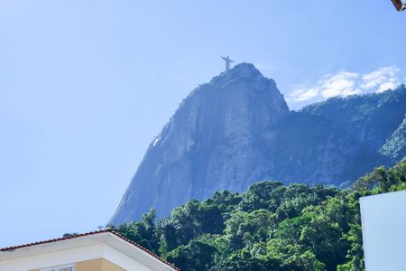 Casa à venda com 190m², 3 quartos e 1 vaga Casa à venda com 190m², 3 quartos e 1 vagaVista