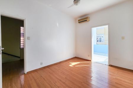 Casa à venda com 190m², 3 quartos e 1 vaga Casa à venda com 190m², 3 quartos e 1 vagaQuarto 2