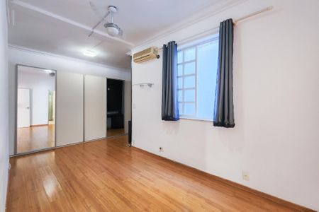 Casa à venda com 190m², 3 quartos e 1 vaga Casa à venda com 190m², 3 quartos e 1 vagaSuite 1