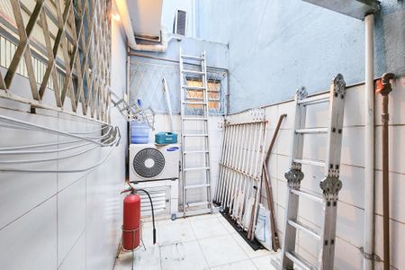 Casa à venda com 190m², 3 quartos e 1 vaga Casa à venda com 190m², 3 quartos e 1 vagaÁrea de Serviço