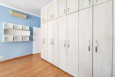 Casa à venda com 190m², 3 quartos e 1 vaga Casa à venda com 190m², 3 quartos e 1 vagaQuarto 1