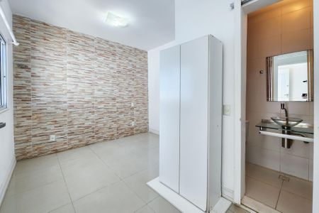 Casa à venda com 190m², 3 quartos e 1 vaga Casa à venda com 190m², 3 quartos e 1 vagaSuite 2