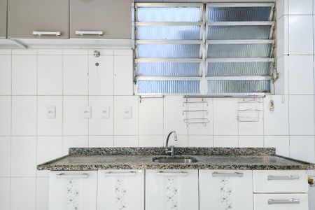 Casa à venda com 190m², 3 quartos e 1 vaga Casa à venda com 190m², 3 quartos e 1 vagaCozinha