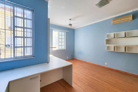 Casa à venda com 190m², 3 quartos e 1 vaga Casa à venda com 190m², 3 quartos e 1 vagaQuarto 1