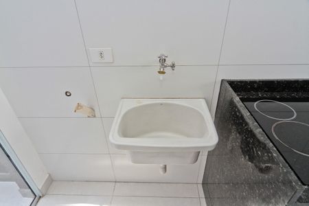 Kitnet/Studio para alugar com 1 quarto, 60m² em Vila Mangalot, São Paulo