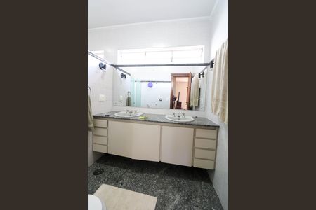 Casa à venda com 600m², 3 quartos e 3 vagas