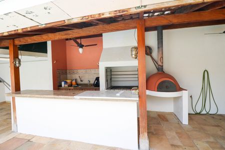 Casa à venda com 600m², 3 quartos e 3 vagas