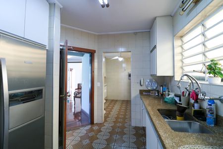 Casa à venda com 600m², 3 quartos e 3 vagas