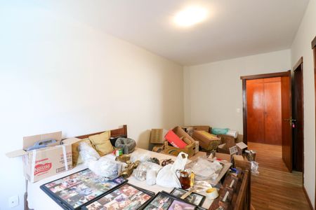 Casa à venda com 600m², 3 quartos e 3 vagas