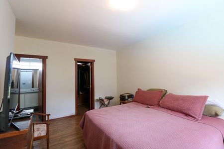 Casa à venda com 600m², 3 quartos e 3 vagas