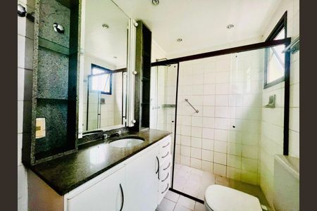 Apartamento à venda com 3 quartos, 128m² em Vila Nova Conceição, São Paulo