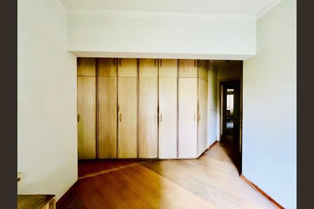 Apartamento à venda com 3 quartos, 128m² em Vila Nova Conceição, São Paulo