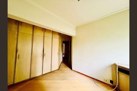 Apartamento à venda com 3 quartos, 128m² em Vila Nova Conceição, São Paulo