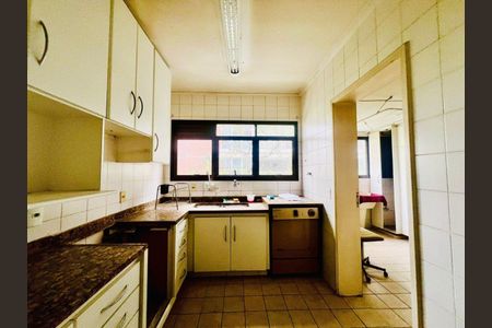 Apartamento à venda com 3 quartos, 128m² em Vila Nova Conceição, São Paulo