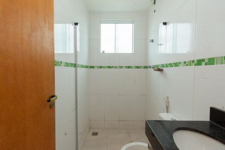 Apartamento à venda com 55m², 2 quartos e 1 vaga Apartamento à venda com 55m², 2 quartos e 1 vagaBanheiro