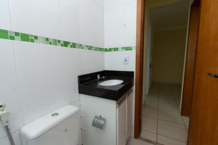 Apartamento à venda com 55m², 2 quartos e 1 vaga Apartamento à venda com 55m², 2 quartos e 1 vagaBanheiro
