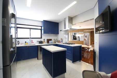 Apartamento à venda com 140m², 3 quartos e 2 vagasCozinha