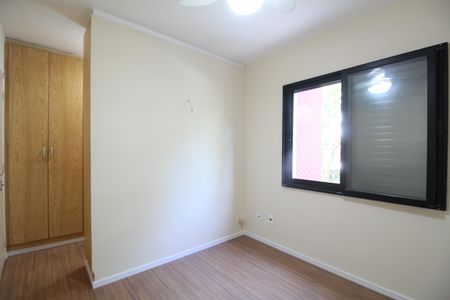 Apartamento à venda com 120m², 3 quartos e 3 vagasQuarto 3